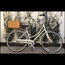 Linus Bike With Vintage Wine Box 