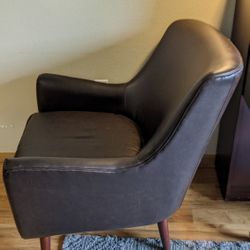 Armchair In Good Condition 