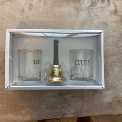 Mr And Mrs Cups And Bell