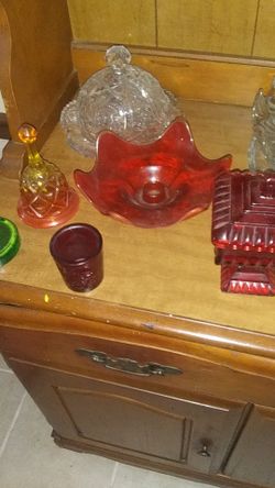 5 peices of Vintage colored glass