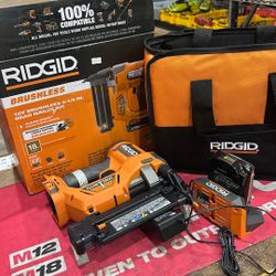 RIDGID 18V Brushless Cordless 18-Gauge 2-1/8 in. Brad Nailer with CLEAN DRIVE Technology with 2.0 Ah Battery and Charger