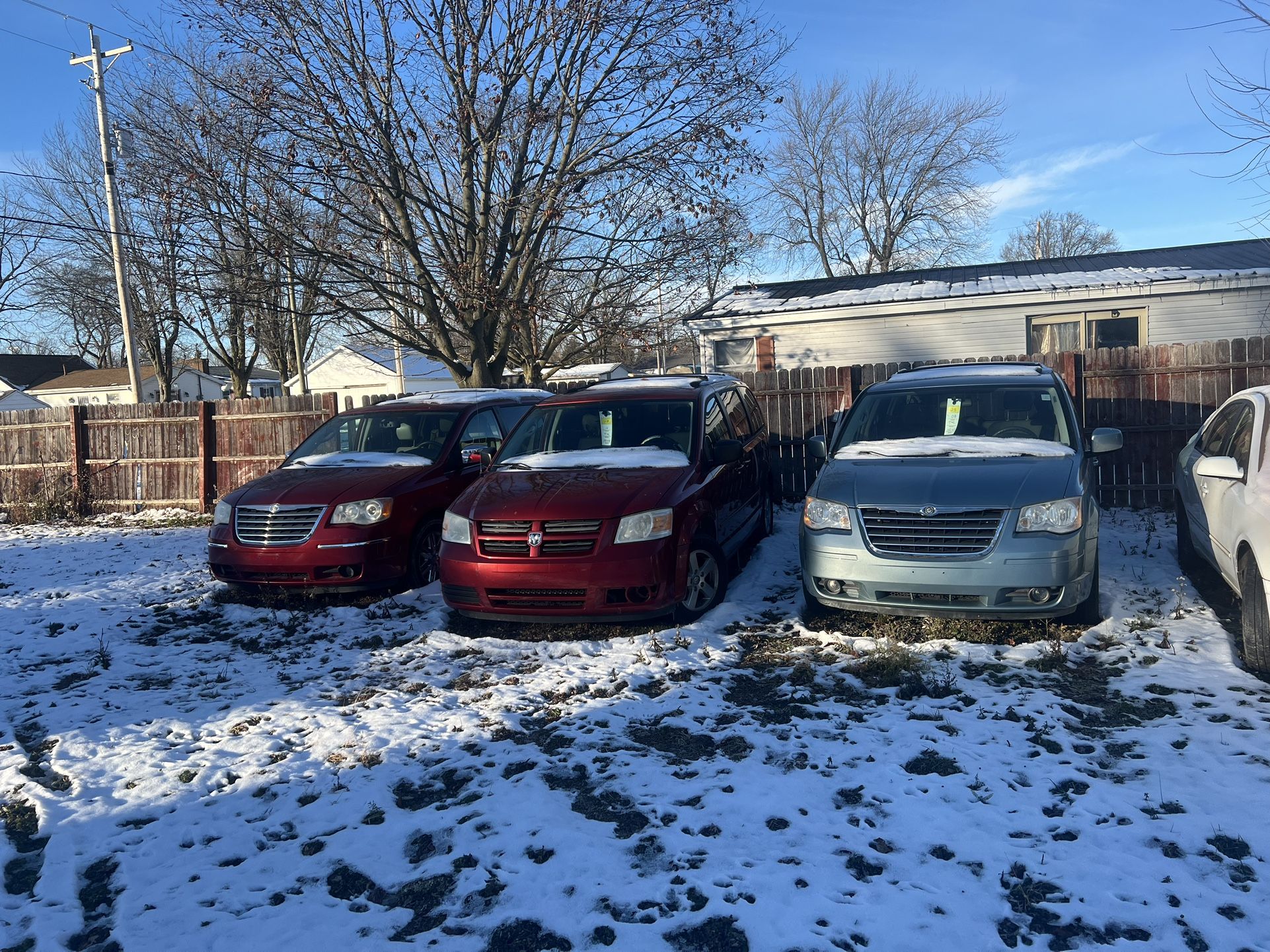2010 Chrysler Town And Country Low Miles