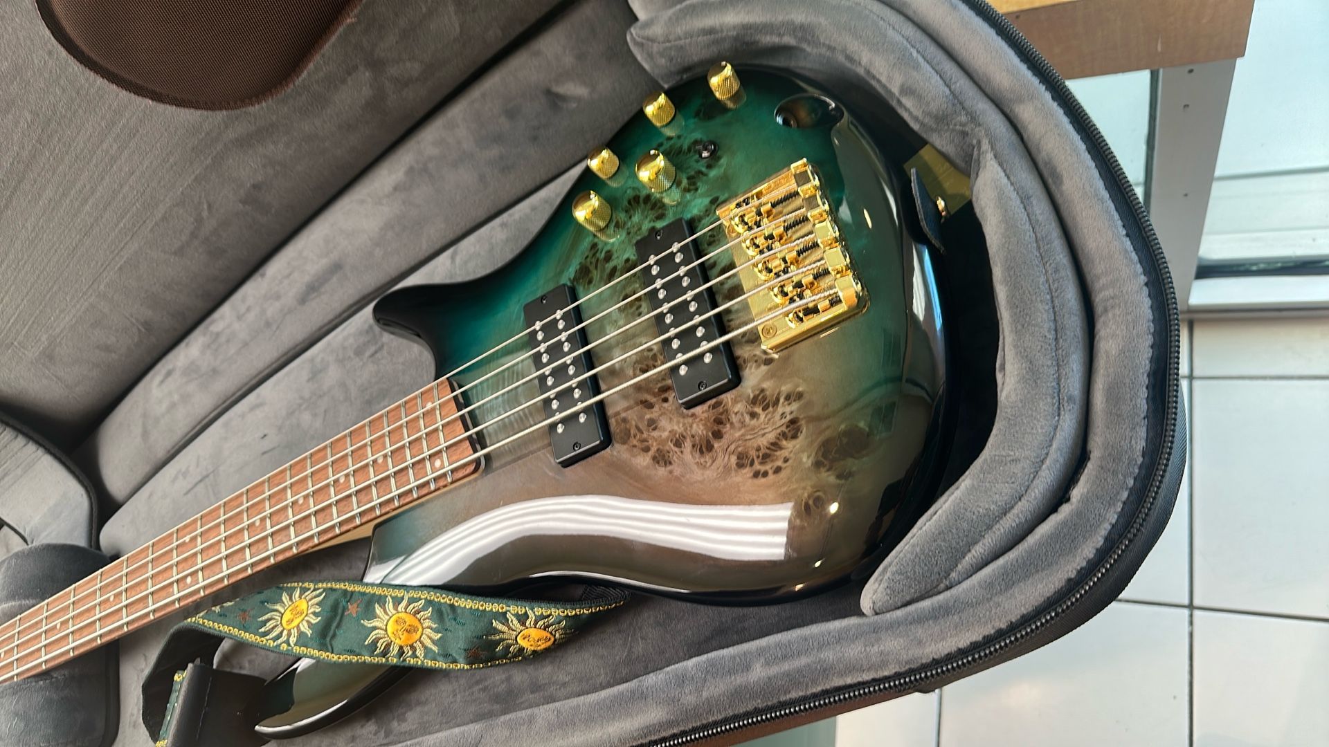 ベース SDGR SOUNDGEAR BY IBANEZ Soundgear By Ibanez SD GR BASS