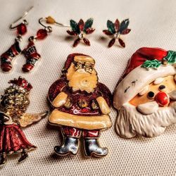 Vtg. Christmas Jewelry - Set Of 5