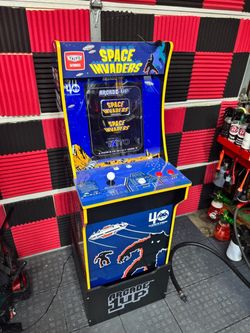 Arcade1Up Space Invaders Arcade Cabinet