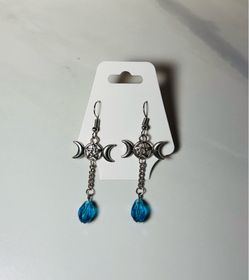 Silver Triple moon Pentagram witch Dangly earrings goth halloween spooky