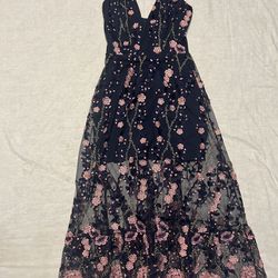 ...Helsi Vanessa Navy Blue floral Embroidered Plunge v-neck Dress size.