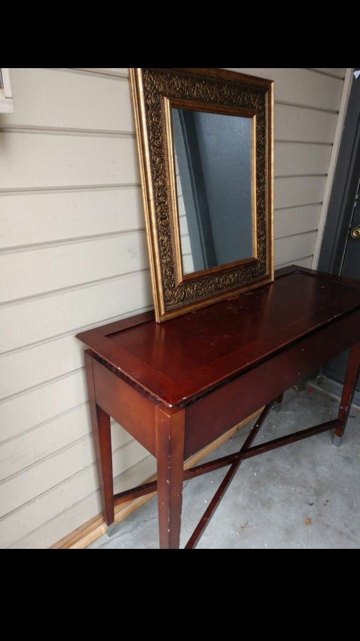 Entry way or sofa table