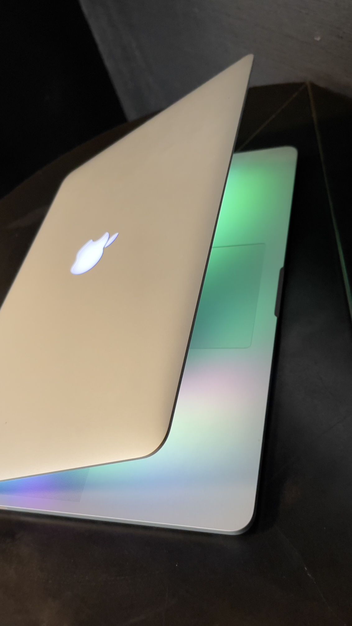 Apple MacBook Pro 15” Retina Core I7 , 16GB Ram 255GB SSD $375