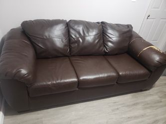 Leather Couch (Clean & Good Condition)