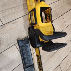 FLEXVOLT 60V MAX 16in. Brushless Cordless Battery Powered Chainsaw (Tool Only)