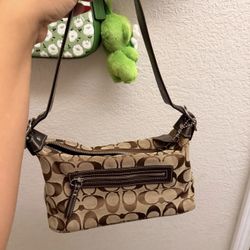 Vintage Coach Shoulder Bag 