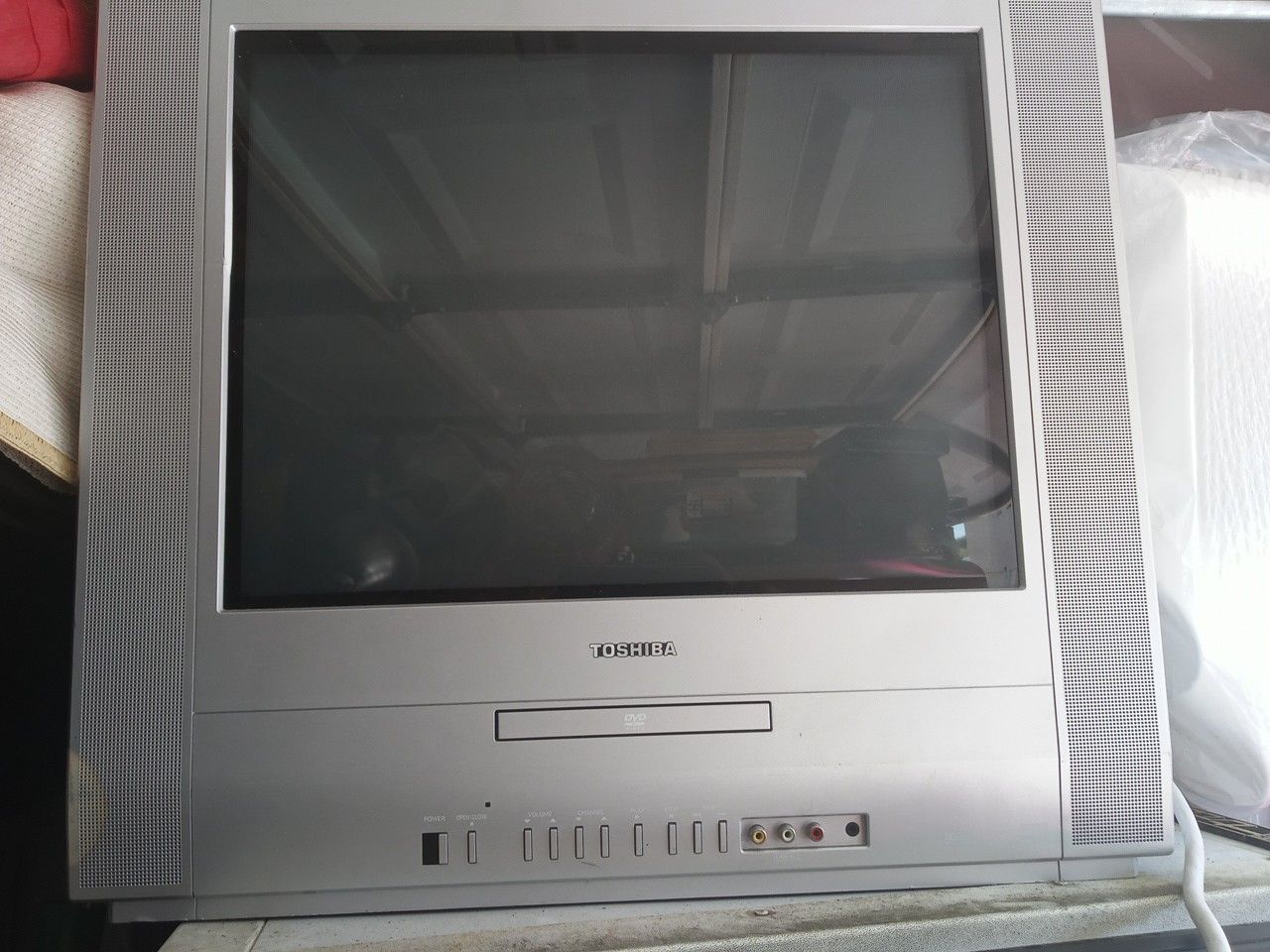 Toshiba Free