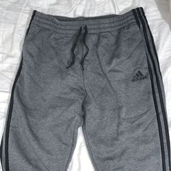 Adidas Men’s Fleece Sweatpants XL (new) TAGS STILL ON IT
