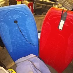 2 MOREY Boogie boards W/Carrying Case AndDuckfins