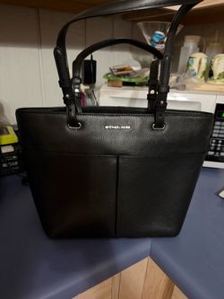 Black Michael Kors purse
