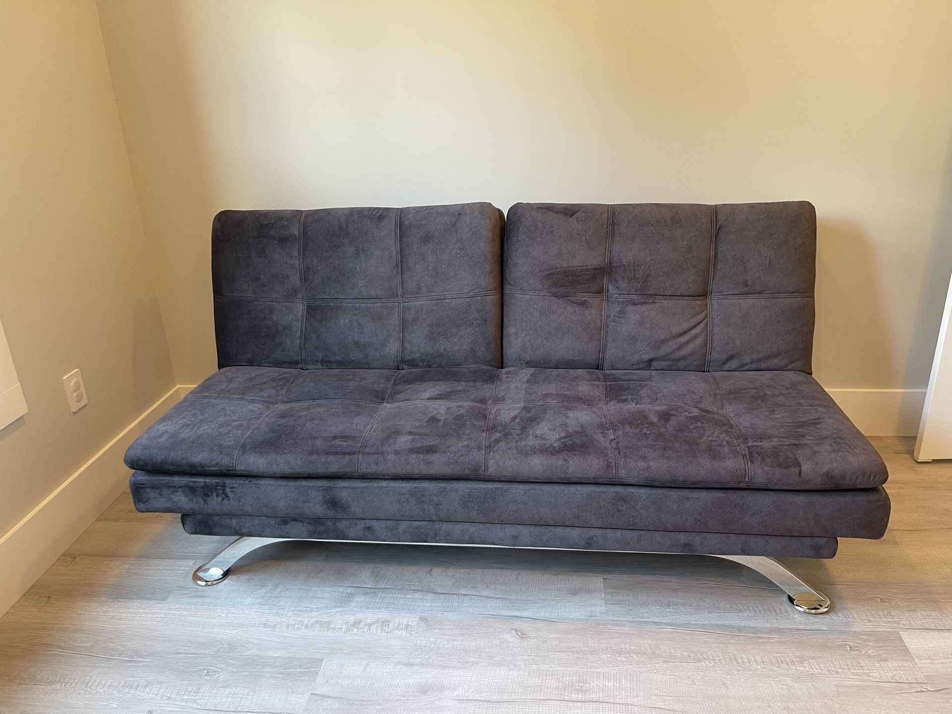 Grey Foldable Sofa With Outlets