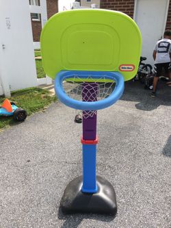 Little Tikes Basketball Court