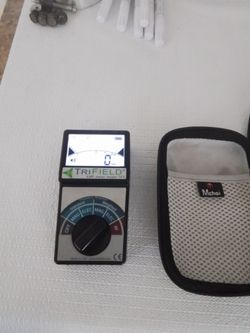 Trifield emf reader