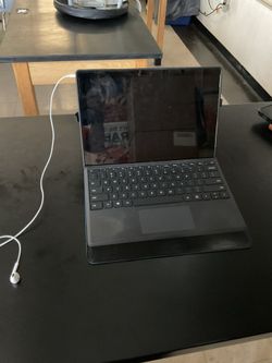 Microsoft Surface Pro 5 ( Charger And Case Included )