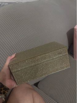 Jewelry box