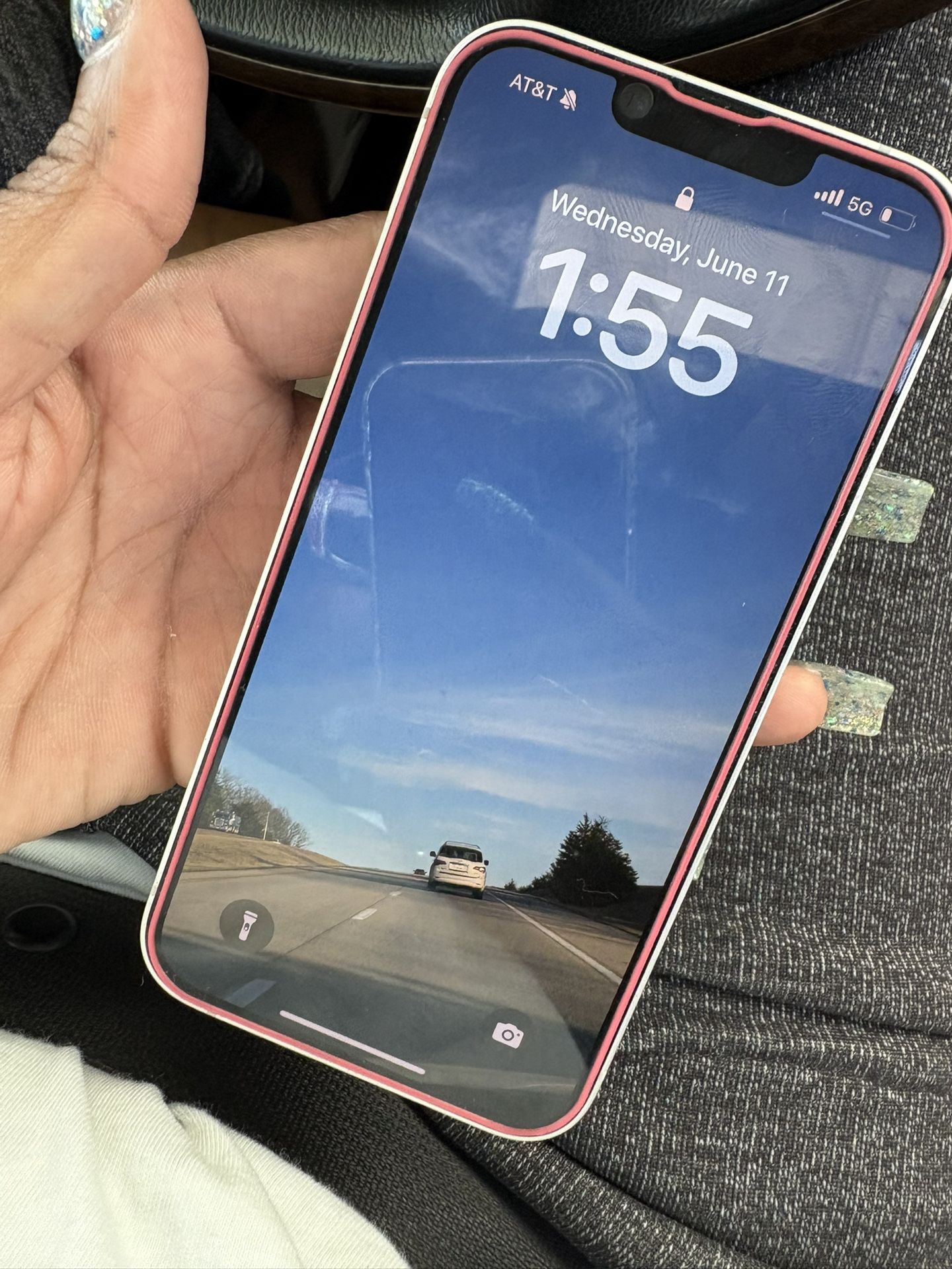 iPhone 16e