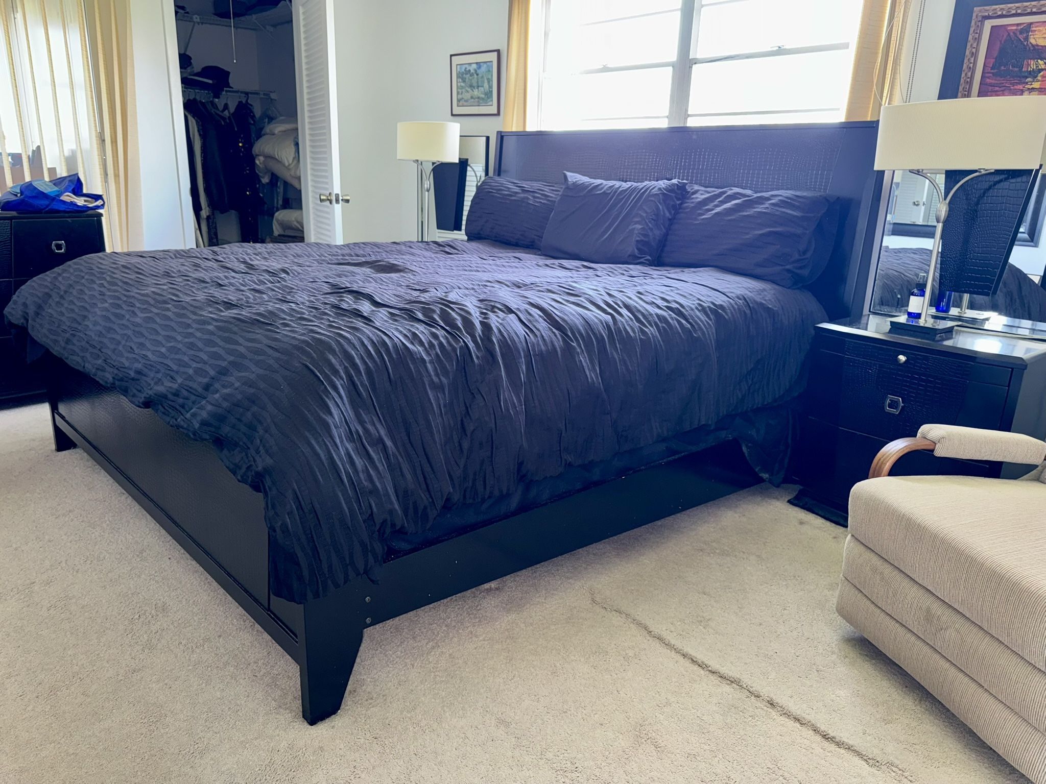 King Master Bedroom From Rooms To Go / Sofia Vergara Collection