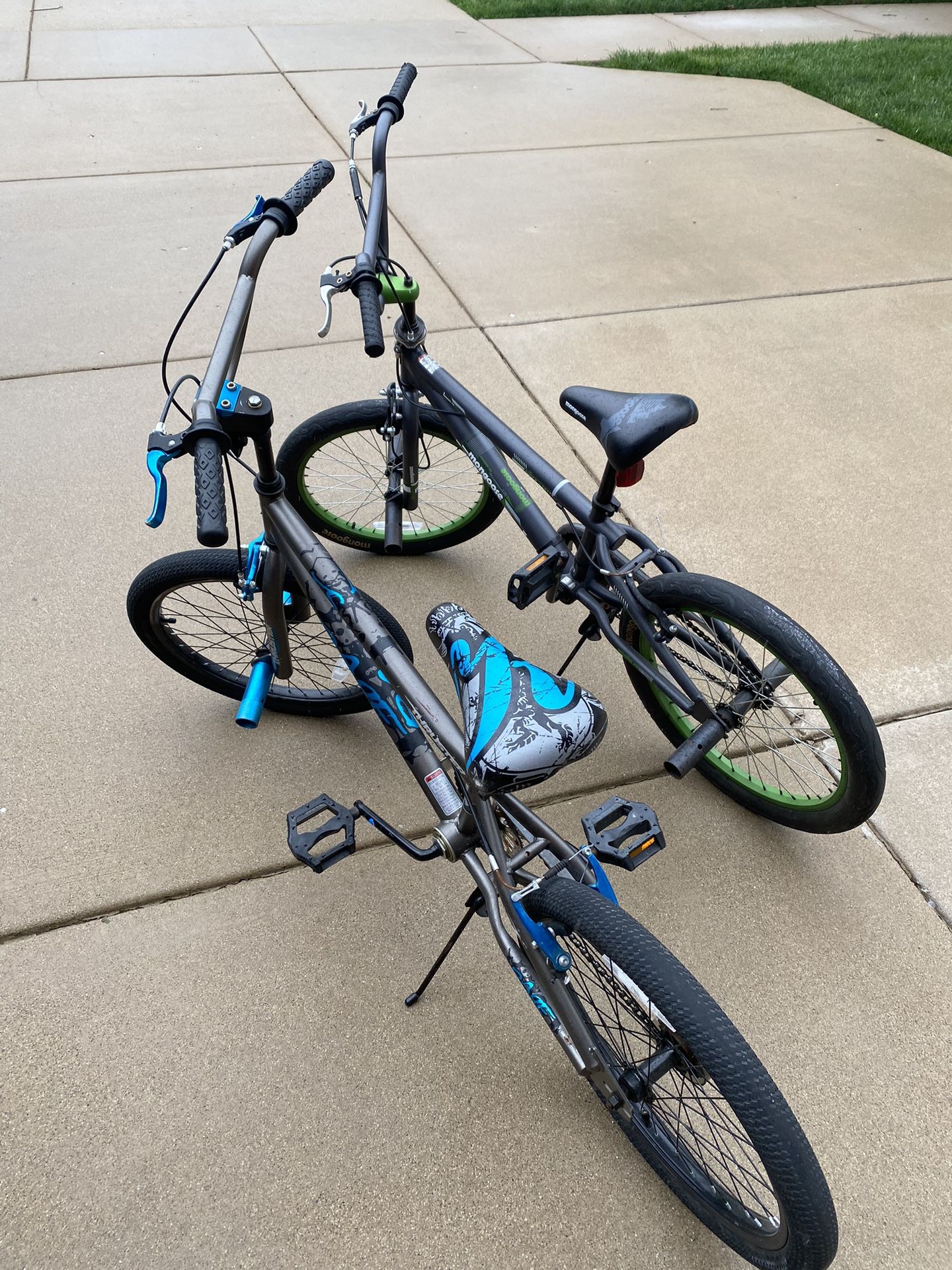 Bikes ( 2 )