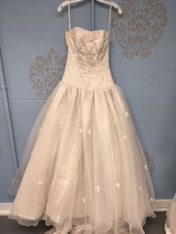 Beautiful New Wedding Dress