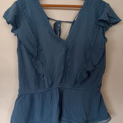 Self E Flutter Sleeve Top Size Xs