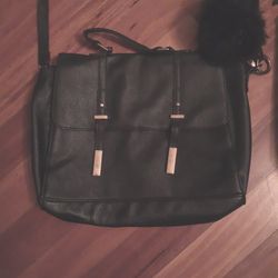 Large Black Purses/Tote Bags/Back Pack, NEW