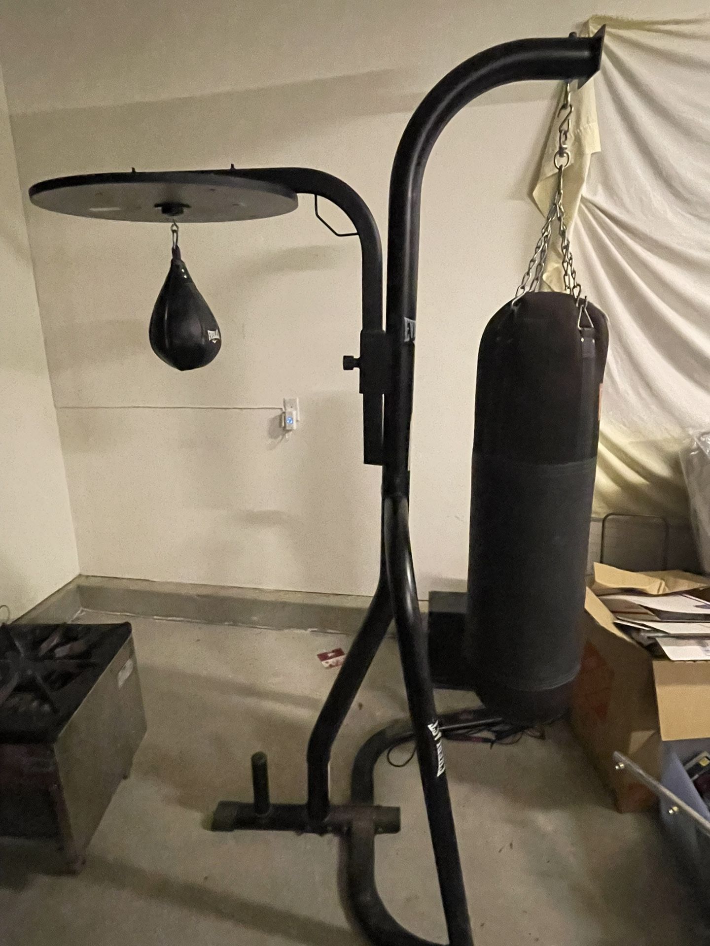 Boxing Bag With Stand And Speed Bag