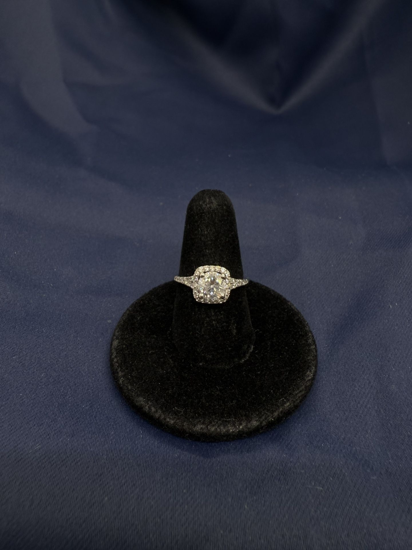 14KWG Halo Diamond Ring