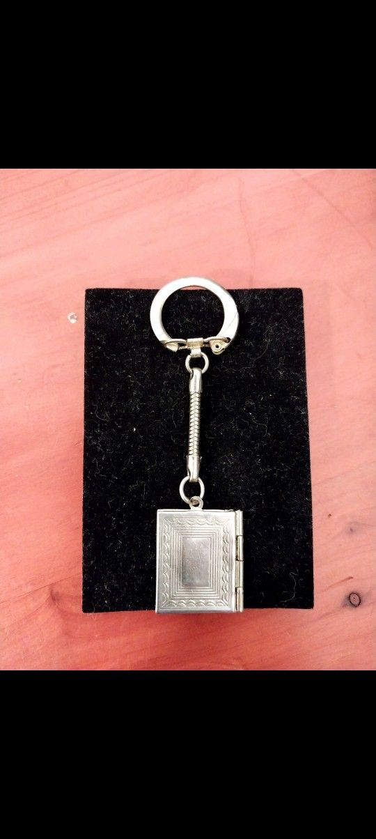 Vintage Silver Plated Book Shaped Vinaigrette