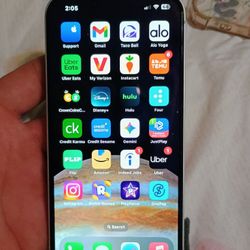 iPhone 16e 