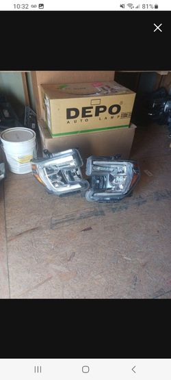 2019-2022 GMC Sierra Denali 1500 headlights Full LED RH LH OEM