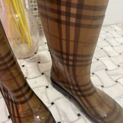 Burberry Rain Boots 40