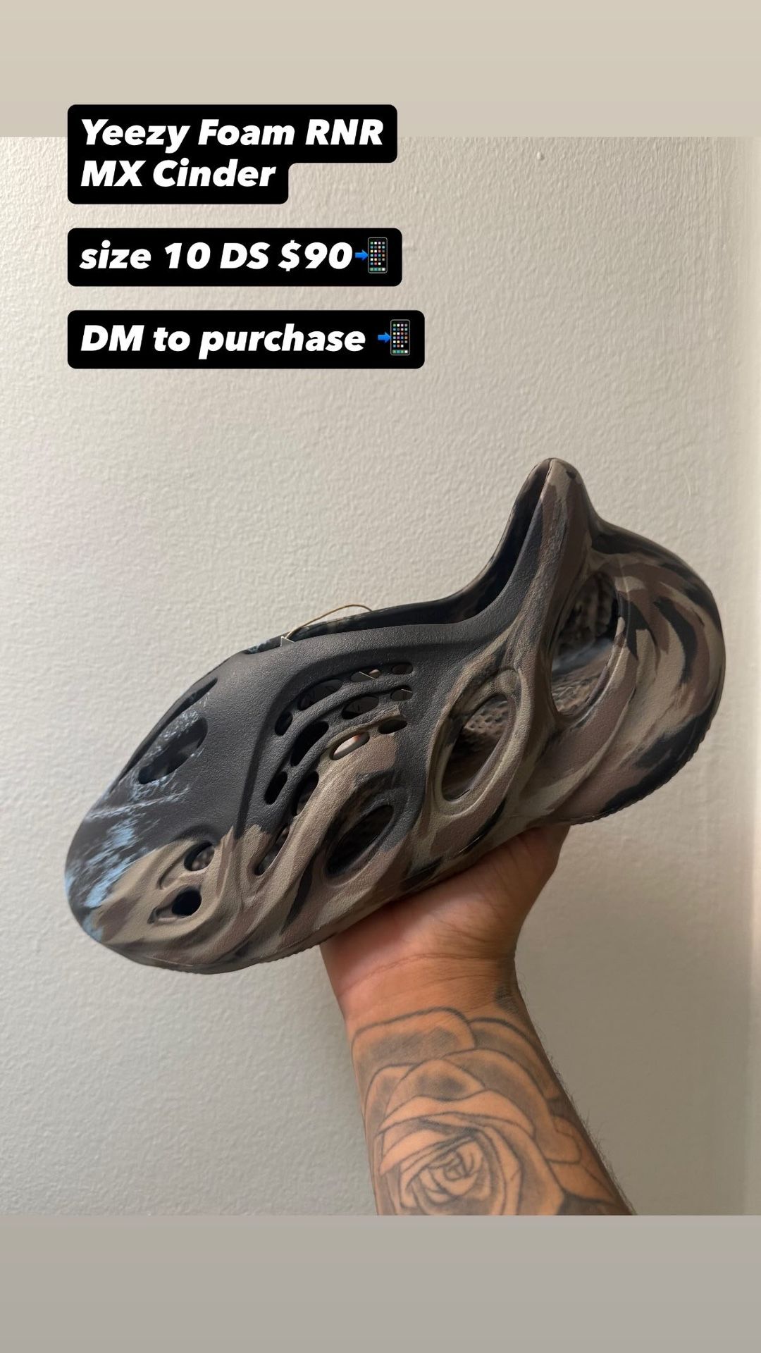 Yeezy Foam RNR MX Cinder ( Size 10)