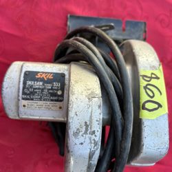 “Skil “ Saw Model -533  51/2”  -5.5 Aprs -115 Volts Usado En Muy Buenas Condiciones —mira Mis Ofertas Tengo Variedad De Herramientas 