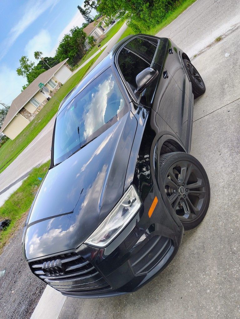2017 Audi Q3 Black