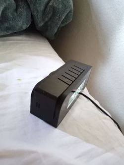 Night Vision Hidden Camera Alarm Clock