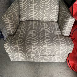Bobs Swivel Chair