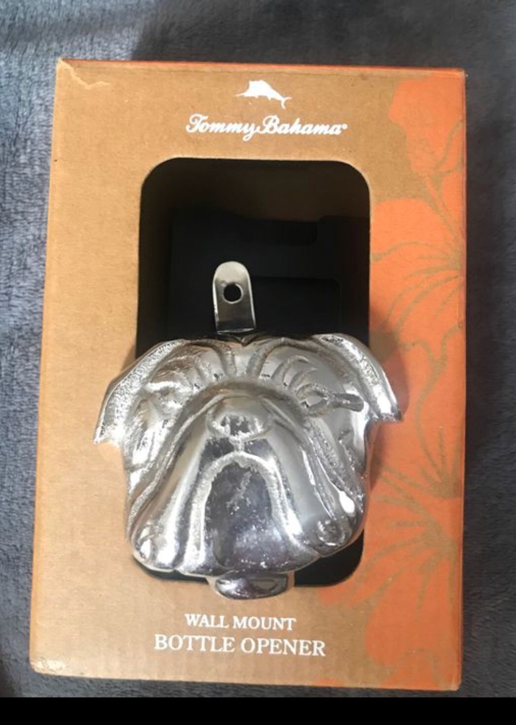 New in box tommy Bahama wall mounted bulldog metal bottle opener