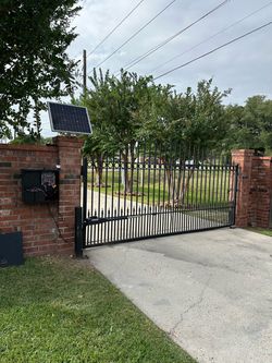 Liftmaster Gate Operator
