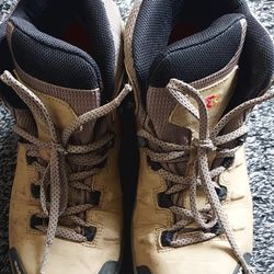 Garmont Women's Hiking Boots Size 9.5