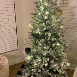 Christmas Tree 6 Feet Tall