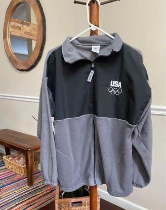 Olympic Team USA Fleece Sweater Size Large just $20 xox