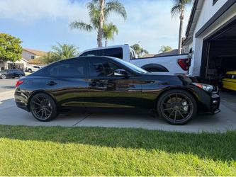 2015 Infiniti Q50