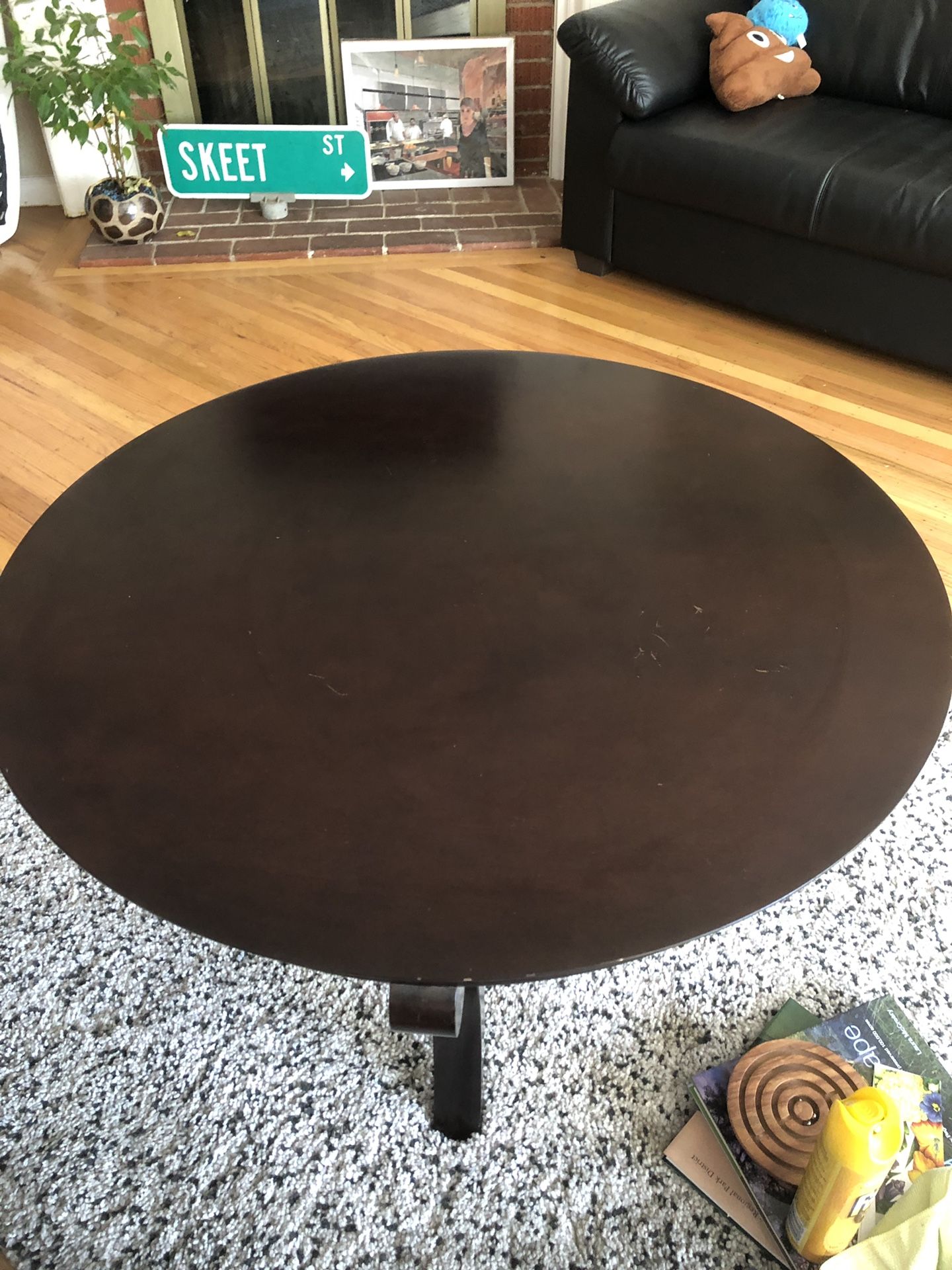 Hard wood circular coffee table- dark espresso brown