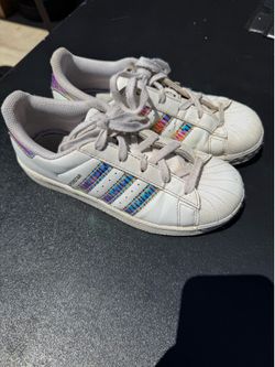 Adidas youth size 3